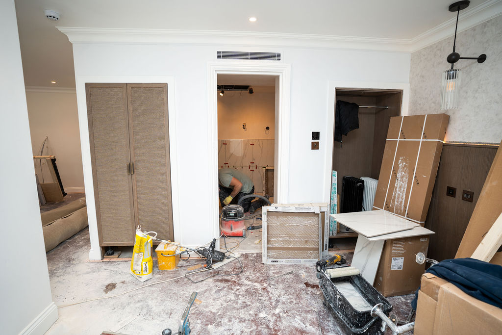 Bedroom before renovation