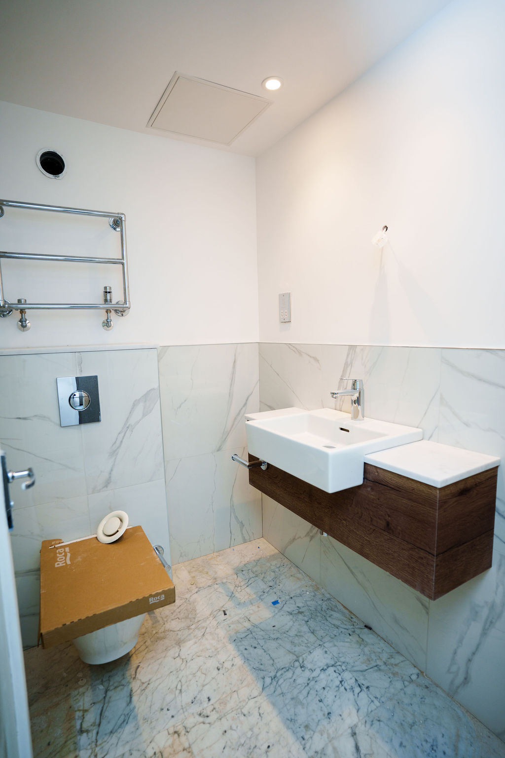 Bedroom before renovation