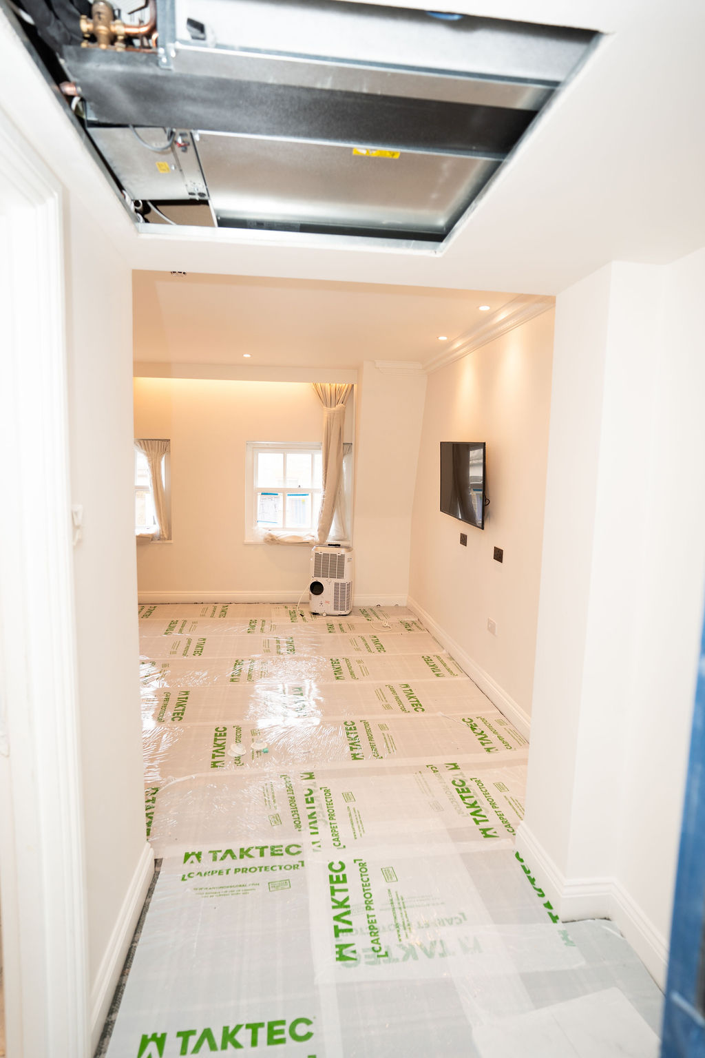 Hallway before renovation
